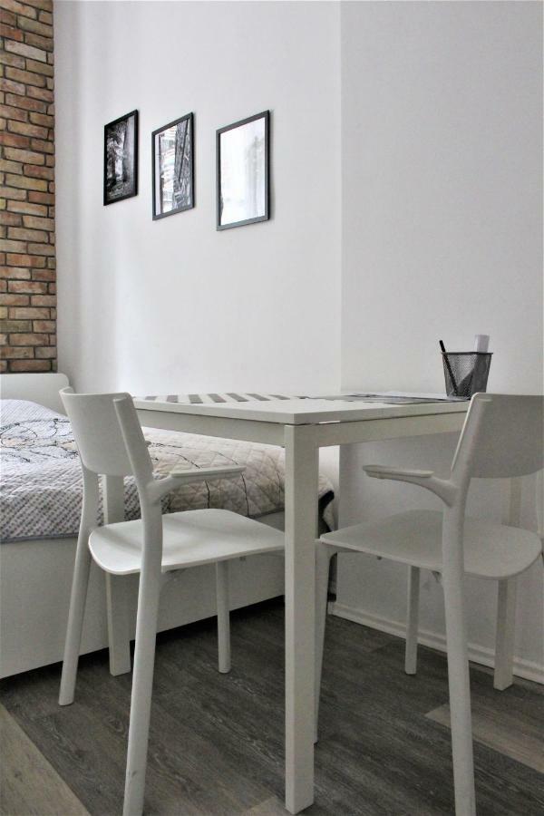 Stay99 Aparthotel